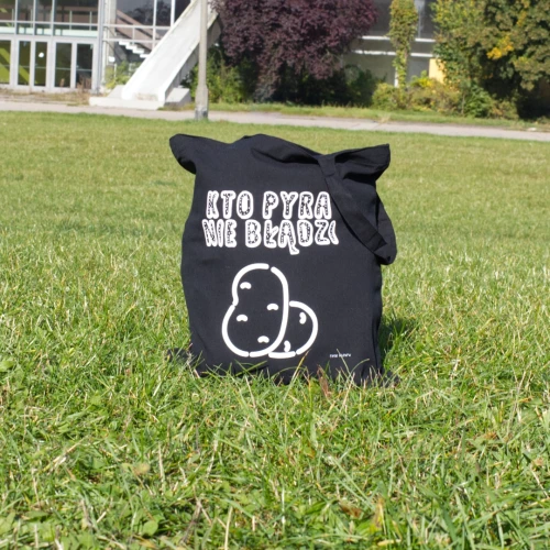 Kto pyra czarna 3 1x1.webp